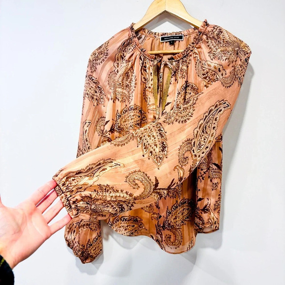 MELANIE LYNE Beige floral &  shimmering blouse - Picture 4 of 8